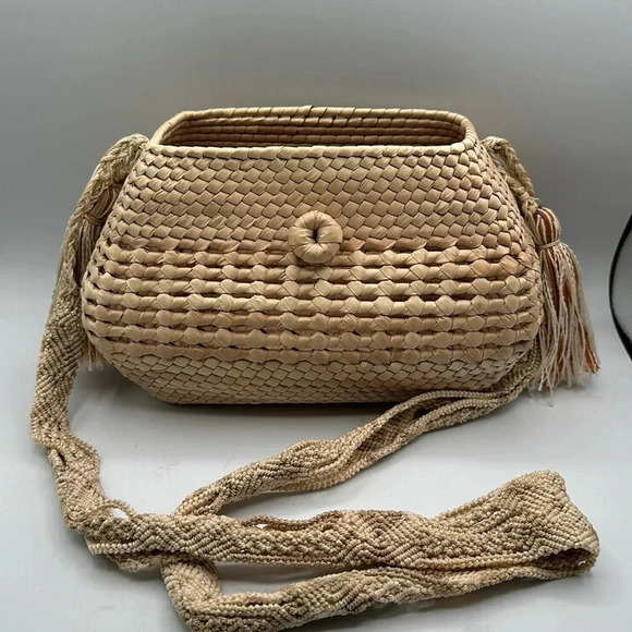 Woven Raffia Handbag with side tassels - Picture 5 of 8